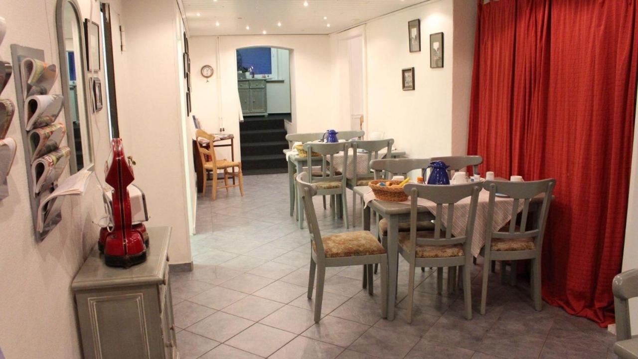 Kapitaenshaus-Lassen-Zimmer-Amistad Otel Westerland Dış mekan fotoğraf